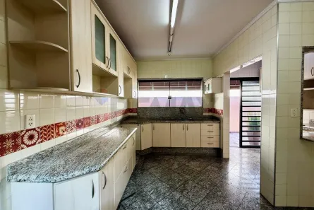 Casa com 3 Quartos para alugar, 178m² no Jardim Santo André, Limeira