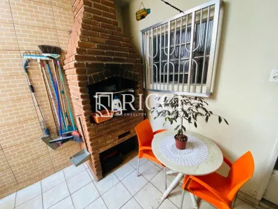 Casa com 2 Quartos à venda, 192m² no Marapé, Santos