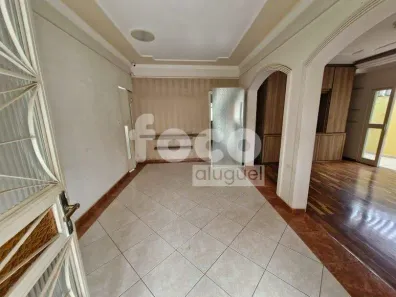 Casa com 3 Quartos para alugar, 244m² no Cazeca, Uberlândia
