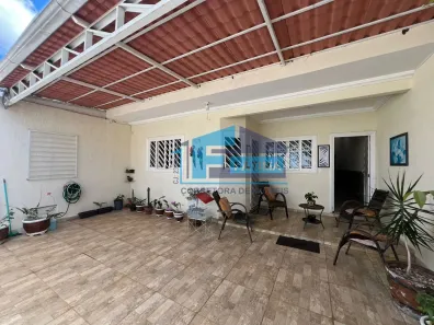 Casa com 3 Quartos à venda, 120m² no Riacho Fundo I, Brasília