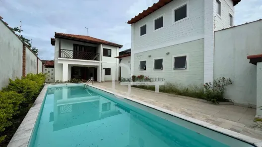 Casa com 5 Quartos à venda, 304m² no Jardim Ribamar, Peruíbe