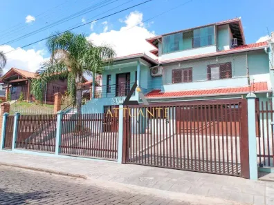 Casa com 4 Quartos à venda, 335m² no Cidade Nova, Caxias do Sul