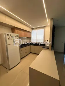 Apartamento com 3 Quartos para alugar, 117m² no Jardim Karaíba, Uberlândia