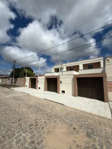 Sobrado com 3 Quartos à venda, 123m² no Emaús, Parnamirim