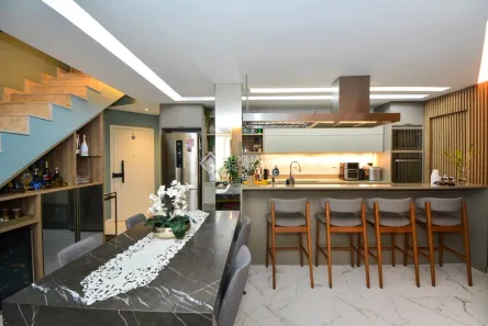 Cobertura com 5 Quartos à venda, 283m² no Centro, Florianópolis