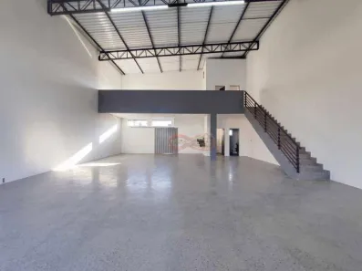 Galpão/Depósito/Armazém para alugar, 220m² no Jardim Verona, Itatiba