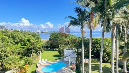 Casa com 3 Quartos à venda, 430m² no João Paulo, Florianópolis
