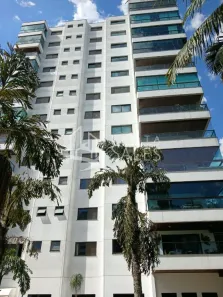 Apartamento com 3 Quartos para alugar, 242m² no Vila Suzana, São Paulo