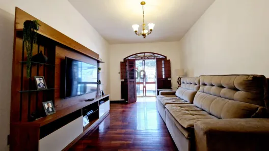 Casa com 4 Quartos à venda, 372m² no Manoel Honório, Juiz de Fora