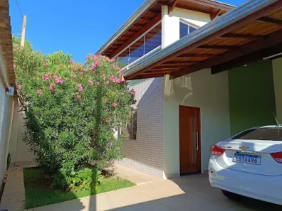 Casa com 4 Quartos à venda, 220m² no Jardim Novo Cambuí, Hortolândia