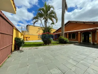 Casa com 3 Quartos à venda, 265m² no Vila Pinheiro, Jacareí