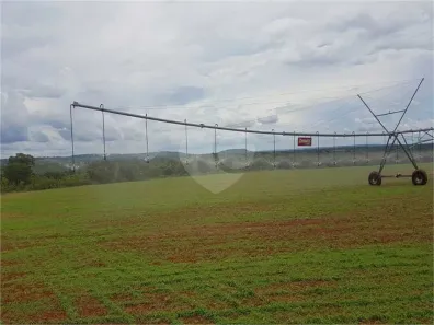 Fazenda/Sítio com 2 Quartos à venda, 250m² no Canabrava, João Pinheiro