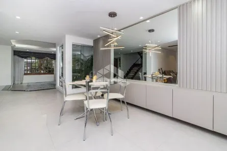 Casa com 4 Quartos à venda, 311m² no Chácara das Pedras, Porto Alegre