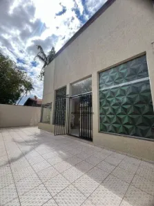 Casa com 4 Quartos para alugar, 255m² no Vila Anhangüera, Campinas