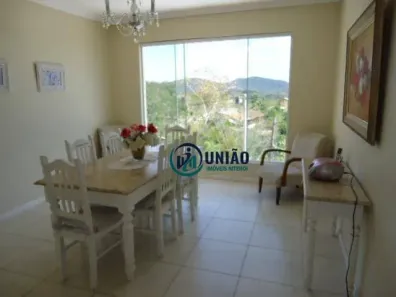 Casa de Condomínio com 4 Quartos à venda, 220m² no Sapê, Niterói
