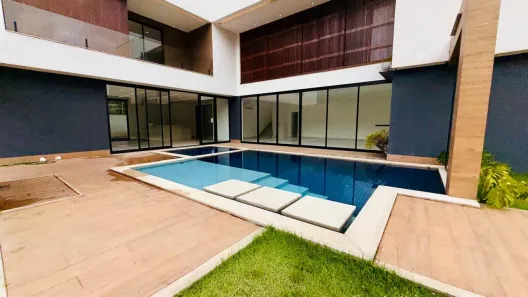 Casa de Condomínio com 4 Quartos à venda, 592m² no Ponta Negra, Manaus