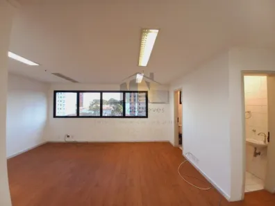 Sala Comercial para venda ou aluguel, 35m² no Chácara Santo Antônio (Zona Sul), São Paulo
