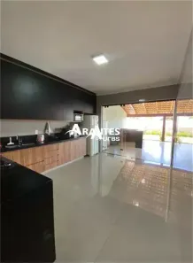 Casa com 4 Quartos à venda, 250m² no Nossa Senhora das Graças, Uberlândia
