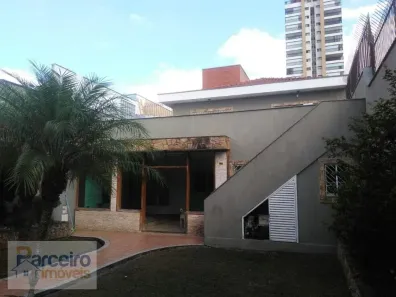 Casa com 3 Quartos à venda, 350m² no Vila Carrão, São Paulo