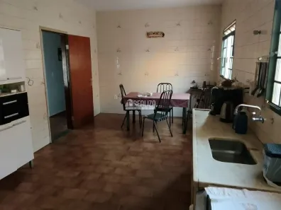 Casa com 3 Quartos à venda, 166m² no Boa Vista, Uberaba