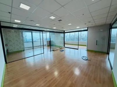 Sala Comercial para alugar, 150m² no Vila Gertrudes, São Paulo