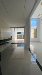 Casa com 3 Quartos à venda, 180m² no Bandeiras, Anápolis