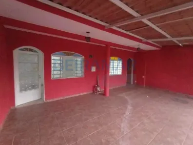 Sobrado com 6 Quartos à venda, 230m² no Samambaia Sul, Brasília