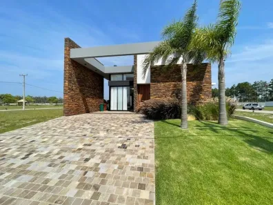 Casa de Condomínio com 3 Quartos à venda, 151m² no , Capão da Canoa