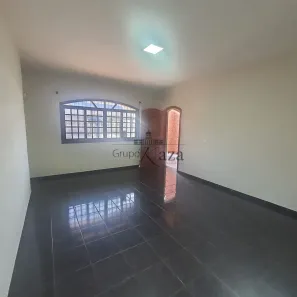Casa com 4 Quartos para alugar, 138m² no Residencial Tatetuba, São José dos Campos