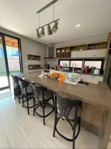 Casa de Condomínio com 3 Quartos para alugar, 212m² no Jardim Jacinto, Jacareí