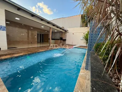 Casa com 3 Quartos à venda, 270m² no Moinho dos Ventos, Goiânia