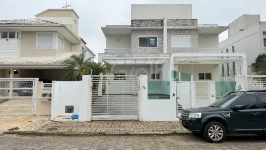 Casa com 3 Quartos à venda, 183m² no Santa Mônica, Florianópolis