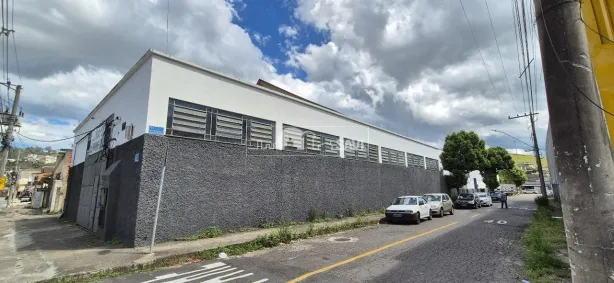 Galpão/Depósito/Armazém para alugar, 430m² no Barbosa Lage, Juiz de Fora