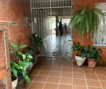 Casa com 3 Quartos à venda, 182m² no Ayrosa, Osasco