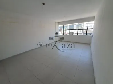 Prédio Comercial à venda, 708m² no Centro, Jacareí