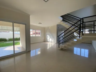 Casa de Condomínio com 3 Quartos para alugar, 188m² no Lenheiro, Valinhos