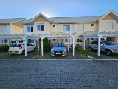 Casa com 2 Quartos à venda, 79m² no Morro das Pedras, Florianópolis