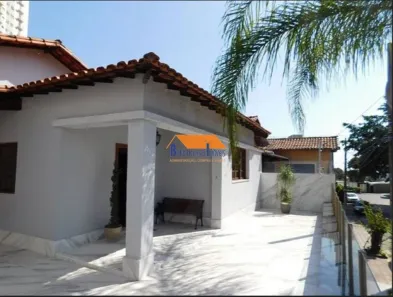 Casa com 4 Quartos à venda, 228m² no Caiçaras, Belo Horizonte