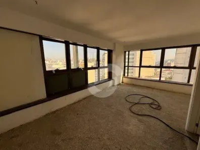 Sala Comercial à venda, 31m² no São Domingos, Niterói