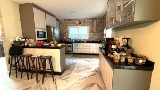 Casa com 3 Quartos à venda, 230m² no Residencial Colinas do Aruã, Mogi das Cruzes