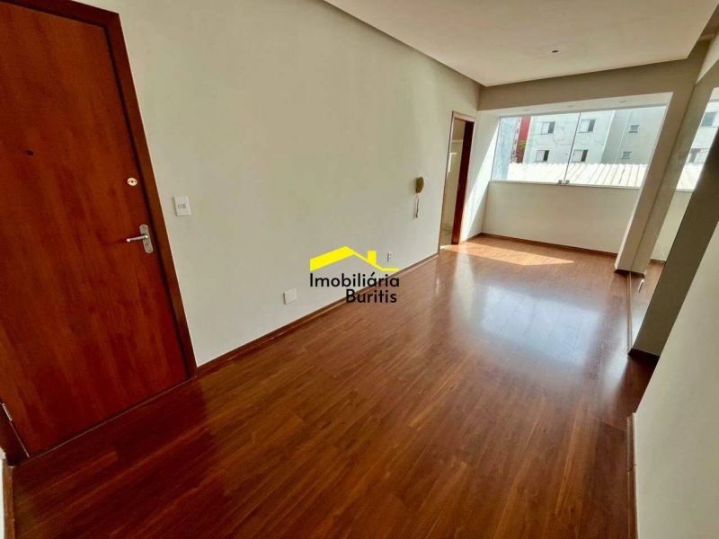 Apartamento com 3 quartos — Buritis, Belo Horizonte