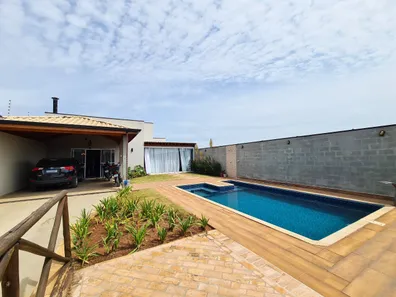 Fazenda/Sítio com 3 Quartos à venda, 197m² no Bairro dos Pires, Limeira