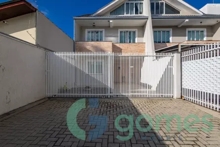 Sobrado com 3 Quartos à venda, 151m² no Lindóia, Curitiba