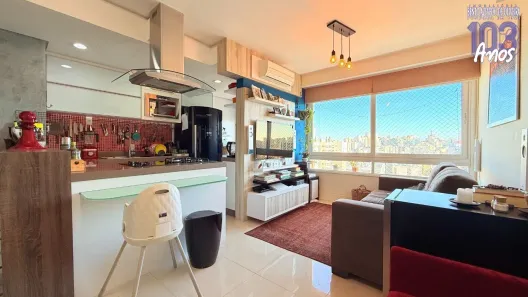 Apartamento com 2 Quartos à venda, 65m² no Cidade Baixa, Porto Alegre