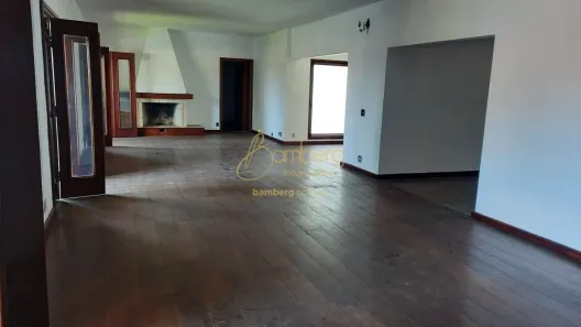 Casa com 4 Quartos à venda, 300m² no Interlagos, São Paulo