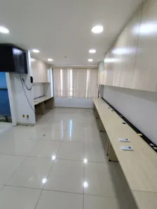 Sala Comercial para alugar, 87m² no Del Castilho, Rio de Janeiro