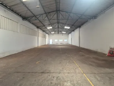 Galpão/Depósito/Armazém para alugar, 300m² no Cajuru do Sul, Sorocaba