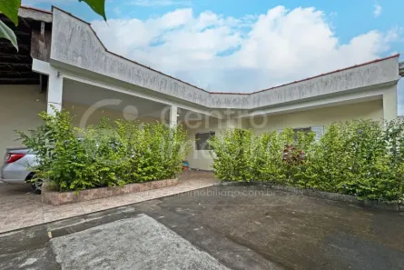 Casa com 2 Quartos à venda, 130m² no Estância dos Eucaliptos, Peruíbe
