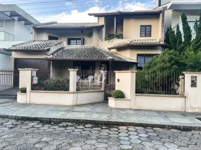 Casa com 3 Quartos à venda, 299m² no João Paulo, Florianópolis