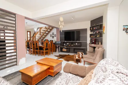 Casa com 4 Quartos à venda, 245m² no Centro, Pelotas